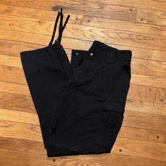 5.11 Tactical Black Cargo Pants - Picture 1 of 2